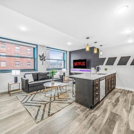 2Br Unit With Game Machine With Pool And Gym Access-602 Lägenhet Cleveland Exteriör bild