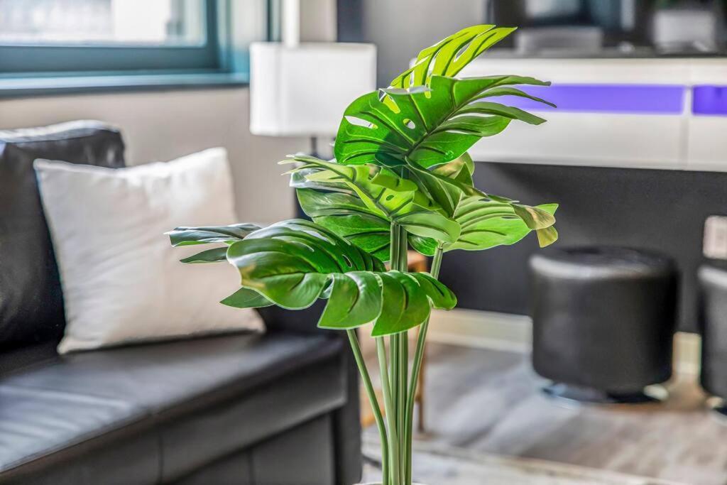 2Br Unit With Game Machine With Pool And Gym Access-602 Lägenhet Cleveland Exteriör bild